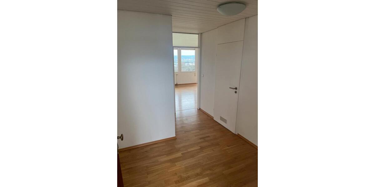 Hochparterre Tübingen - 3 Zimmer, 98 m&sup2;, 1.380&euro; | Angebot:25831255