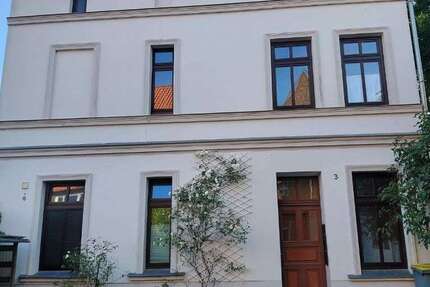 Haus zum Kaufen in Güstrow 230.000 € 125 m² 5 zimmer