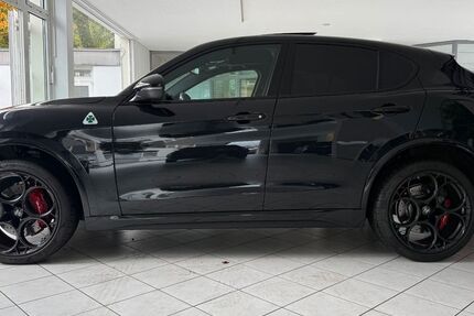 Alfa Romeo Stelvio 40.449 km 53.590 € Aachen 52080