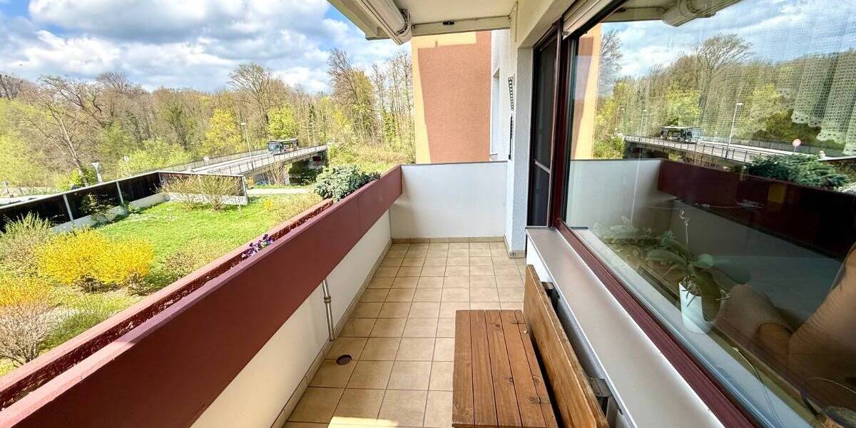 Etagenwohnung Rosenheim Aising - 2 Zimmer, 63 m&sup2;, 270.000&euro; | Angebot:26410252