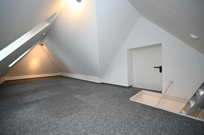 Besondere Architekten-Wohnung nahe der Altstadt! Neumarkt