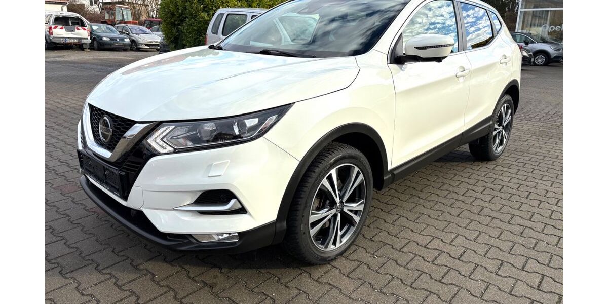 Nissan Qashqai 28.700 km 14.900 &euro; Lommatzsch (bei Dresden) 01623
