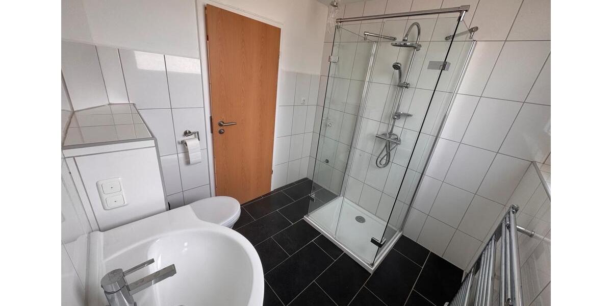 Dachgeschoßwohnung Gronau (Leine) - 4 Zimmer, 113 m&sup2;, 900&euro; | Angebot:26035335