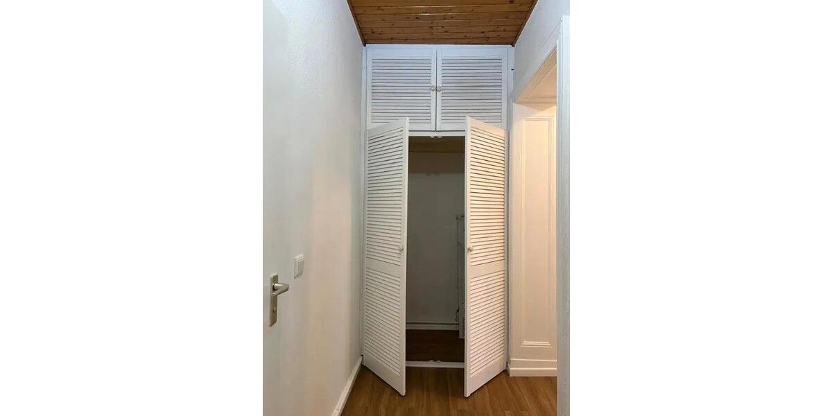 Etagenwohnung Berlin Reinickendorf - 1 Zimmer, 11 m&sup2;, 307&euro; | Angebot:26366384