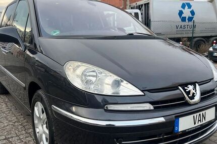 Peugeot 807 120.000 km 9.990 &euro; Berlin 10551