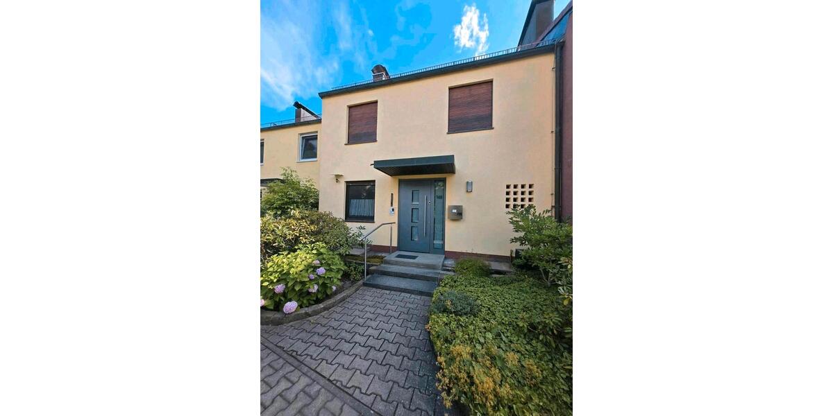 Reihenhaus Nürnberg Holzheim - 5 Zimmer, 121 m&sup2;, 450.000&euro; | Angebot:27093761