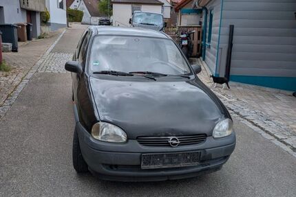 Opel Corsa 81.100 km 800 &euro; Niederstotzingen 89168