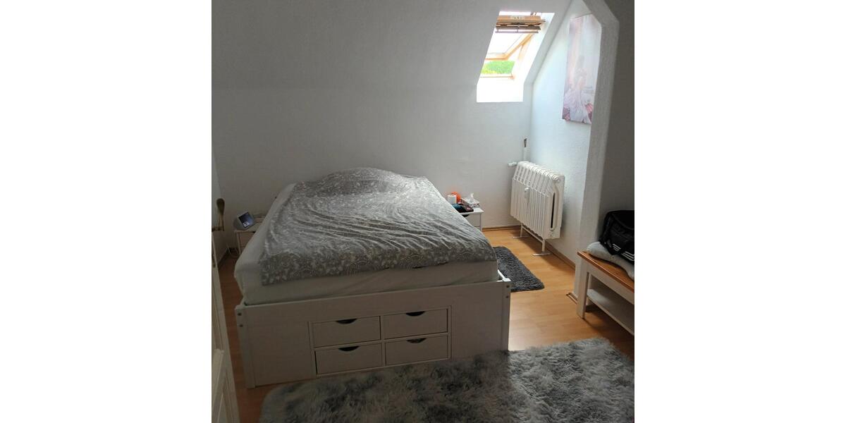 Dachgeschoßwohnung Genthin - 2 Zimmer, 53 m&sup2;, 310&euro; | Angebot:26479936