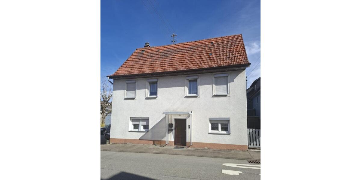 Einfamilienhaus Albstadt Gemarkung Onstmettingen - 7 Zimmer, 140 m&sup2;, 920&euro; | Angebot:26384157
