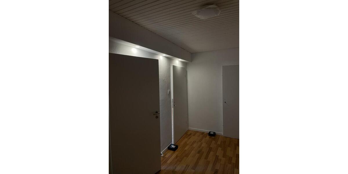 Dachgeschoßwohnung Bremerhaven Geestemünde - 3.5 Zimmer, 77 m&sup2;, 650&euro; | Angebot:26398586