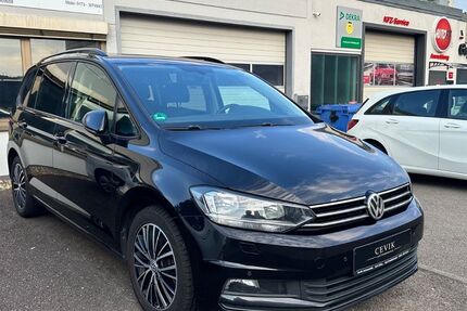 VW Touran 297.000 km 8.990 &euro; Bad Friedrichshall 74177
