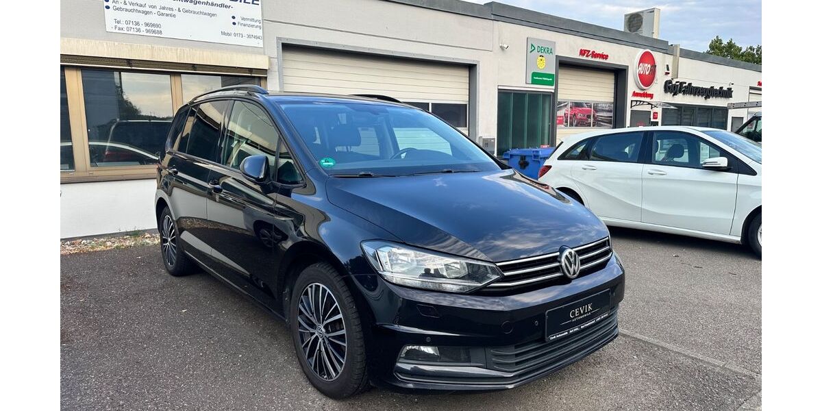 VW Touran 297.000 km 8.990 &euro; Bad Friedrichshall 74177