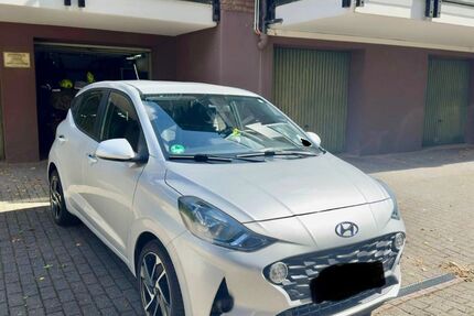 Hyundai i10 80.000 km 12.000 &euro; Haltern am See 45721