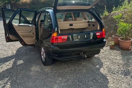 BMW X5 485.000 km 3.250 &euro; Schöntal 74124