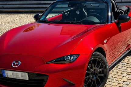 Mazda MX-5 115.000 km 14.990 &euro; München 81827