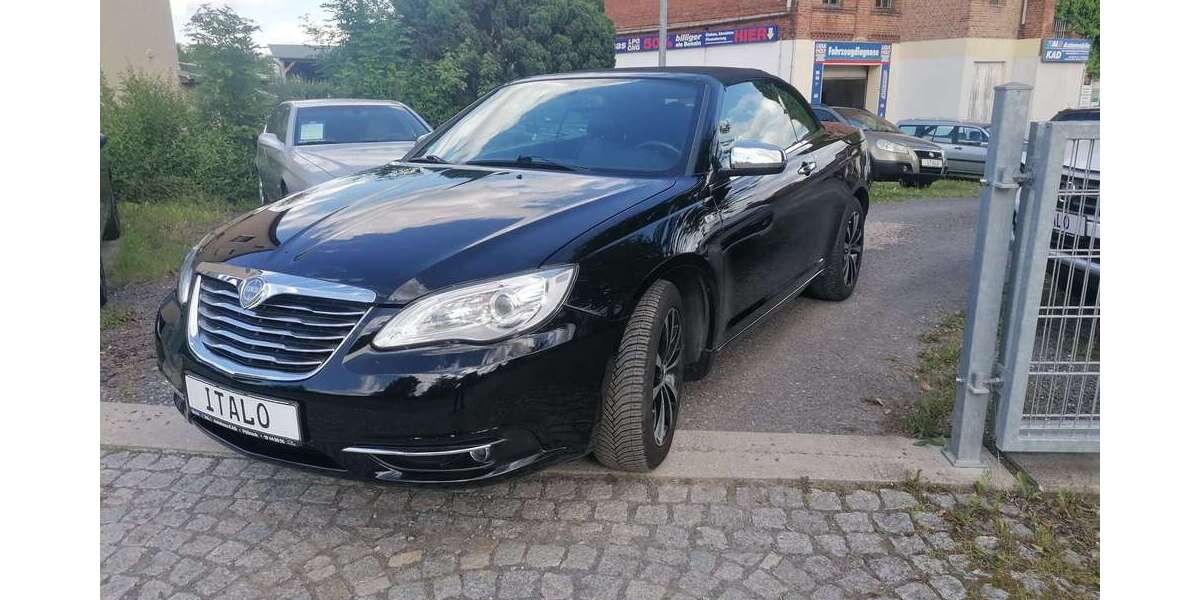 Lancia Flavia 76.275 km 9.999 &euro; Pößneck 07381