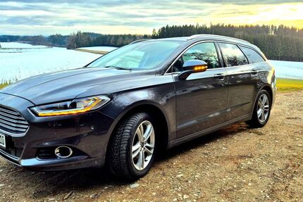 Ford Mondeo 215.675 km 12.900 &euro; Waldkraiburg 84478