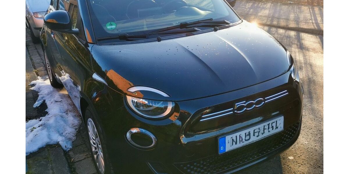 Fiat 500e 27.500 km 10.900 &euro; PEINE 31224