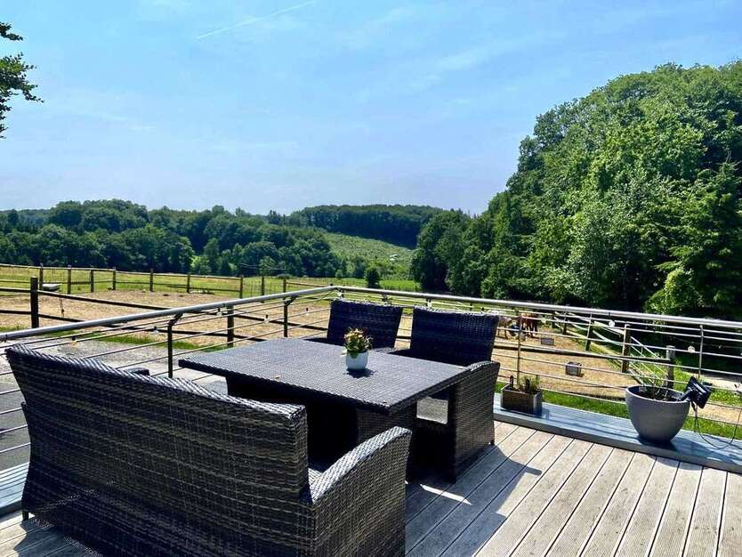 Haus zum Kaufen in Hückeswagen 1.450.000 € 199 m²