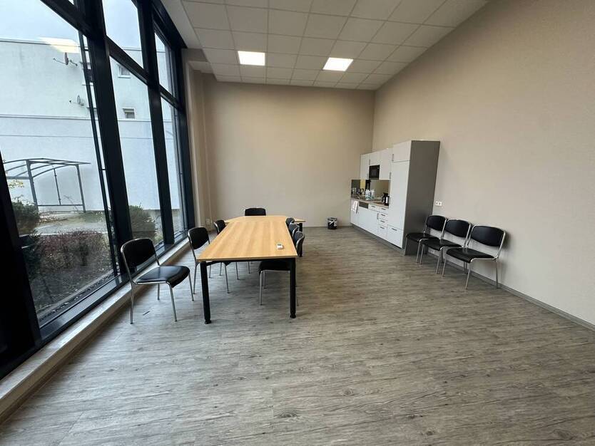 ***VERKAUFT*** Bürogebäude mit Lagerfläche in der Kernstadt