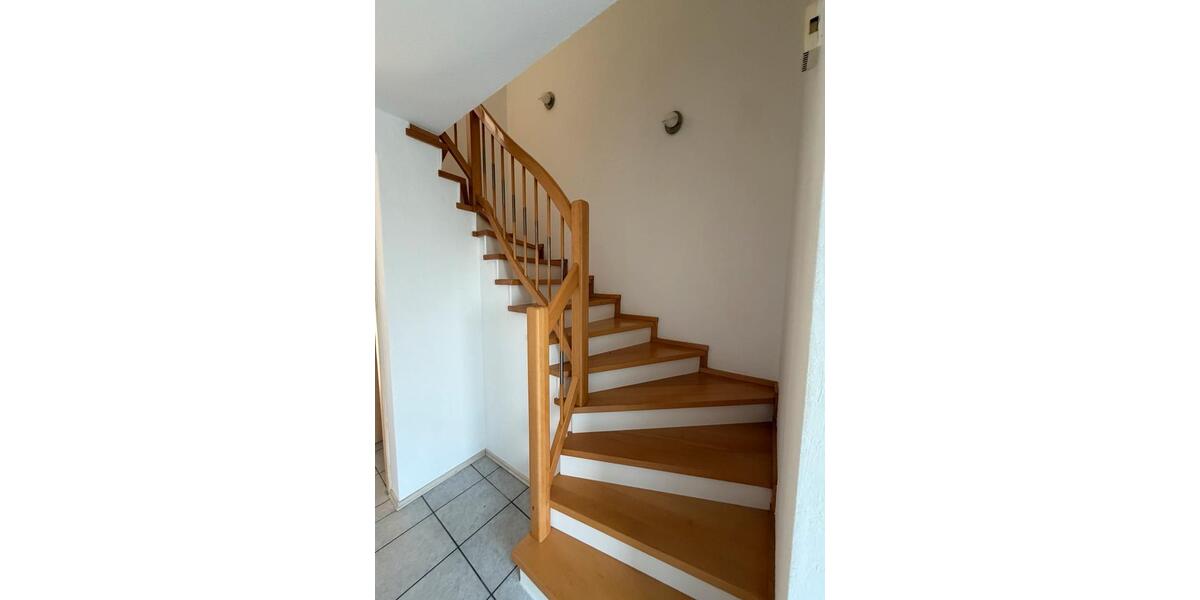 Etagenwohnung Erwitte - 4 Zimmer, 93 m&sup2;, 920&euro; | Angebot:25976768