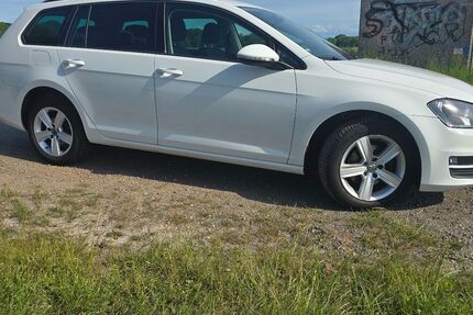 VW Golf 159.000 km 8.700 &euro; Wurster Nordseeküste 27639