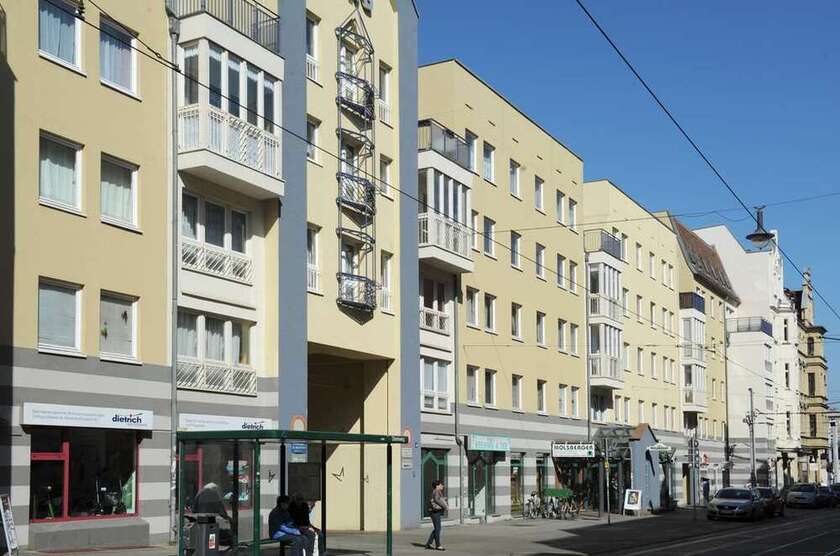 Wohnung zum Mieten in Halle 470 € 67.5 m²