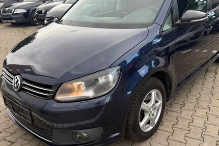 VW Touran 298.791 km 4.999 &euro; München 81243