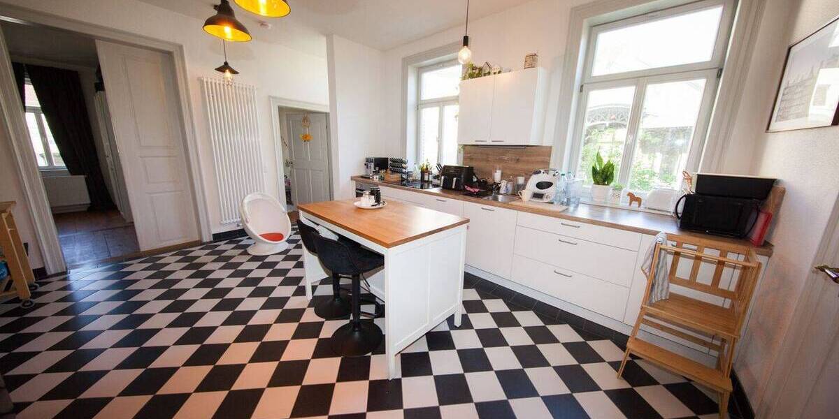 Etagenwohnung Coburg - 4 Zimmer, 107 m&sup2;, 1.100&euro; | Angebot:26853071