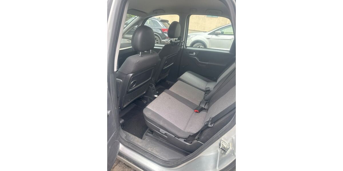 Opel Meriva 130.000 km 1.300 &euro; Ludwigshafen am Rhein 67065