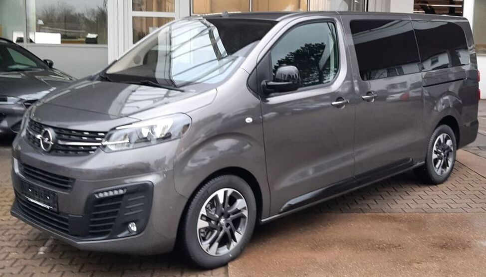 Zafira Life