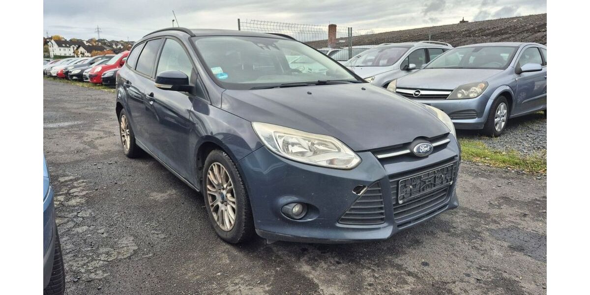 Ford Focus 258.000 km 1.299 &euro; Hadamar 65589