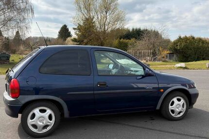 Opel Corsa 98.016 km 1.900 &euro; Wächtersbach 63607