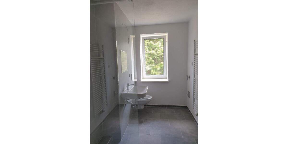 Zimmer Johanngeorgenstadt - 3 Zimmer, 65 m&sup2;, 360&euro; | Angebot:26389545