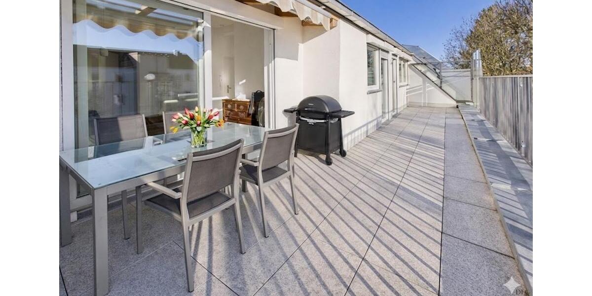 Dachgeschoßwohnung München Berg am Laim - 4 Zimmer, 107 m&sup2;, 2.950&euro; | Angebot:25960440