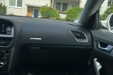 Audi A5 159.000 km 9.990 &euro; Edewecht 26188