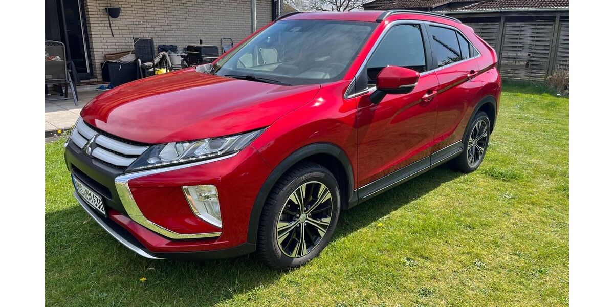 Mitsubishi Eclipse Cross 65.987 km 15.300 &euro; Neumünster 24536