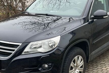 VW Tiguan 216.000 km 7.499 &euro; Niedernhausen 65527