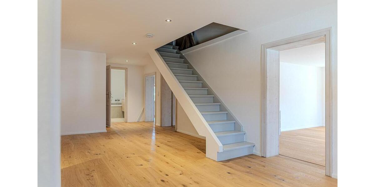 Einfamilienhaus Vogtareuth - 5 Zimmer, 155 m&sup2;, 2.225&euro; | Angebot:26562954