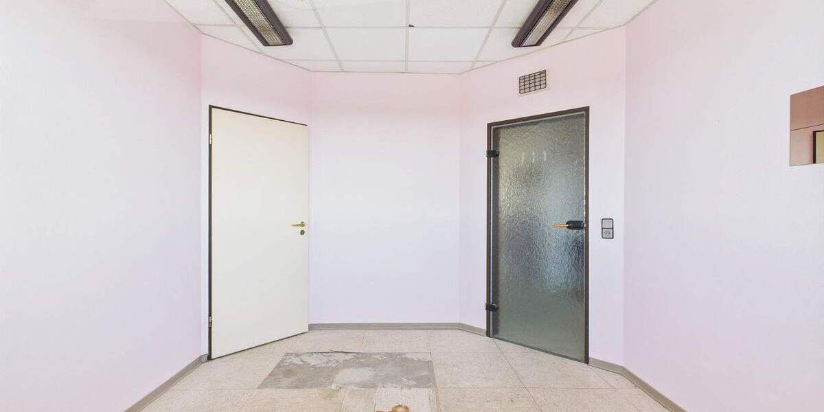 Gewerbeobjekt Weilerswist - 6 Zimmer, 112 m&sup2;, 204.000&euro; | Angebot:23952277