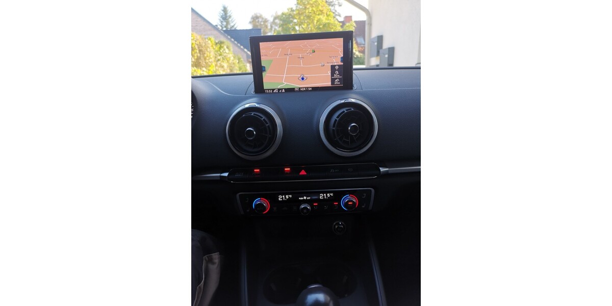 Audi A3 Cabriolet 62.950 km 24.990 &euro; Flensburg 24937