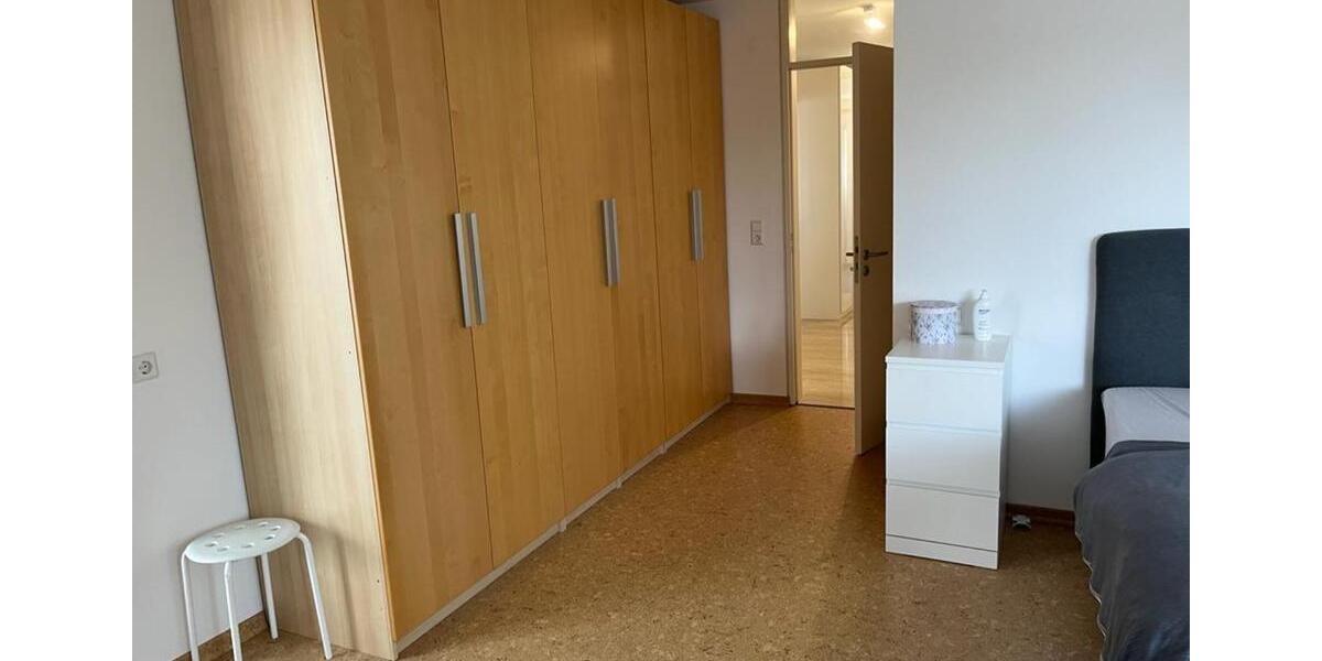 Erdgeschoßwohnung Neckartenzlingen - 5 Zimmer, 168 m&sup2;, 1.950&euro; | Angebot:25721130