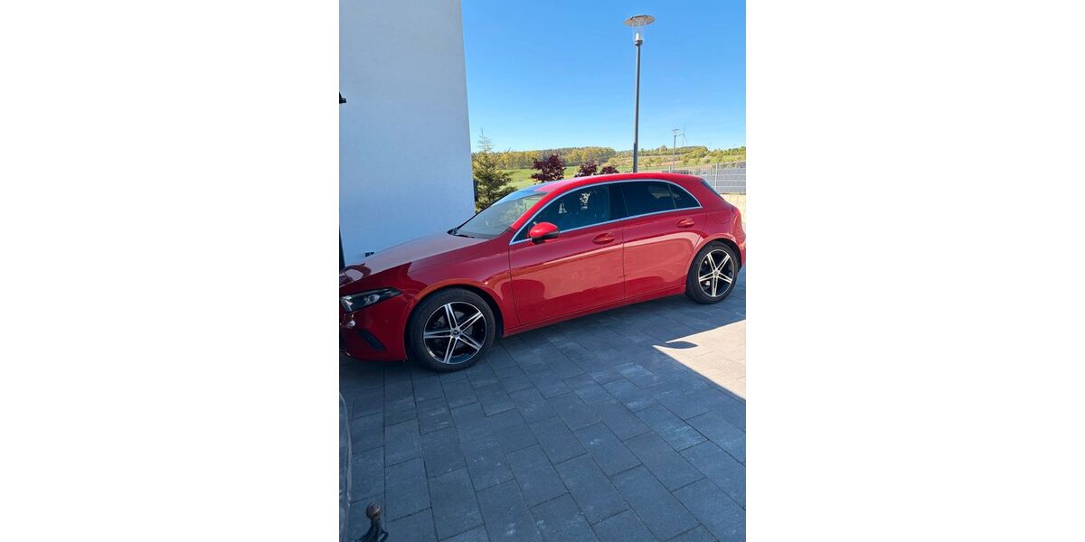 Mercedes-Benz A 200 105.000 km 17.200 &euro; Lonnerstadt 91475