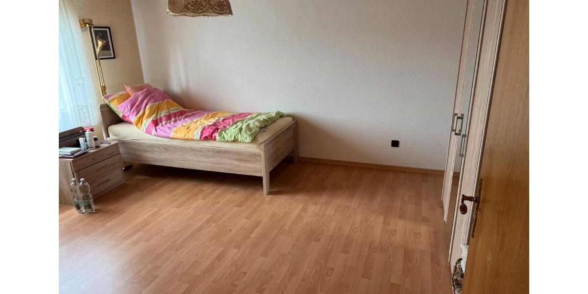 Etagenwohnung Mandelbachtal - 3.5 Zimmer, 98 m&sup2;, 680&euro; | Angebot:25539805