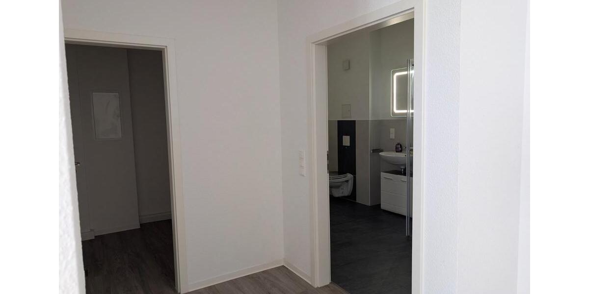 Erdgeschoßwohnung Sangerhausen - 2 Zimmer, 64 m&sup2;, 400&euro; | Angebot:26635235