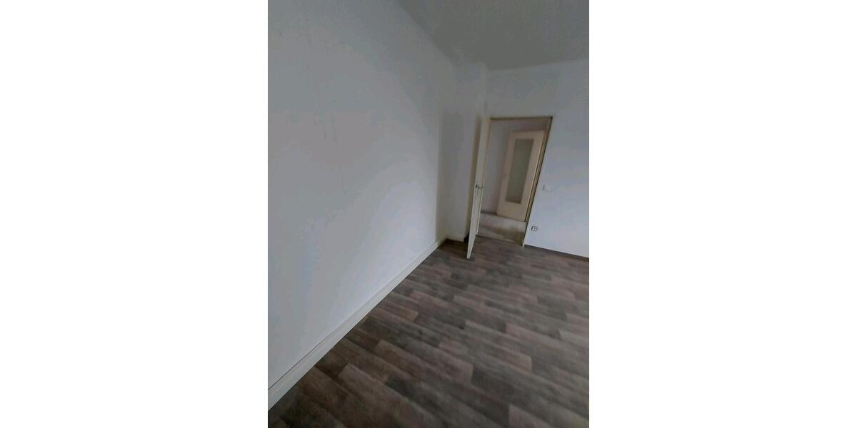 Etagenwohnung Thiersheim - 3 Zimmer, 75 m&sup2;, 650&euro; | Angebot:26273999