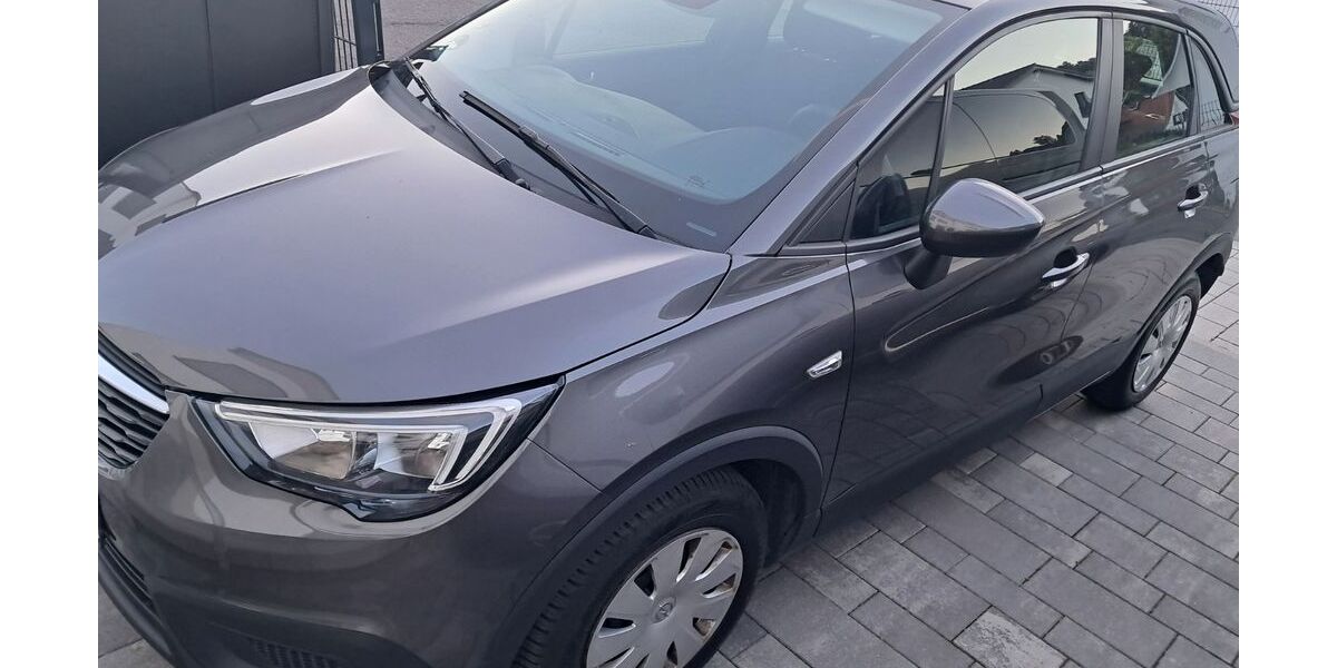 Opel Crossland (X) 47.600 km 10.800 &euro; Wiesbaden 65189