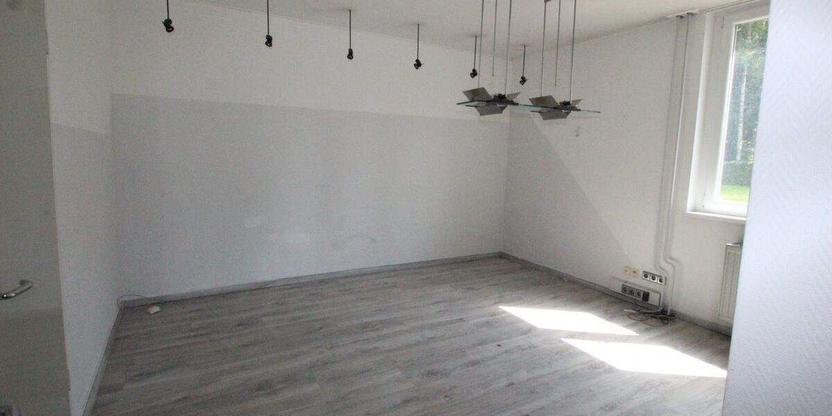 Gewerbeobjekt Villingen-Schwenningen Villingen - 5 Zimmer, 156 m&sup2;, 890&euro; | Angebot:25821285