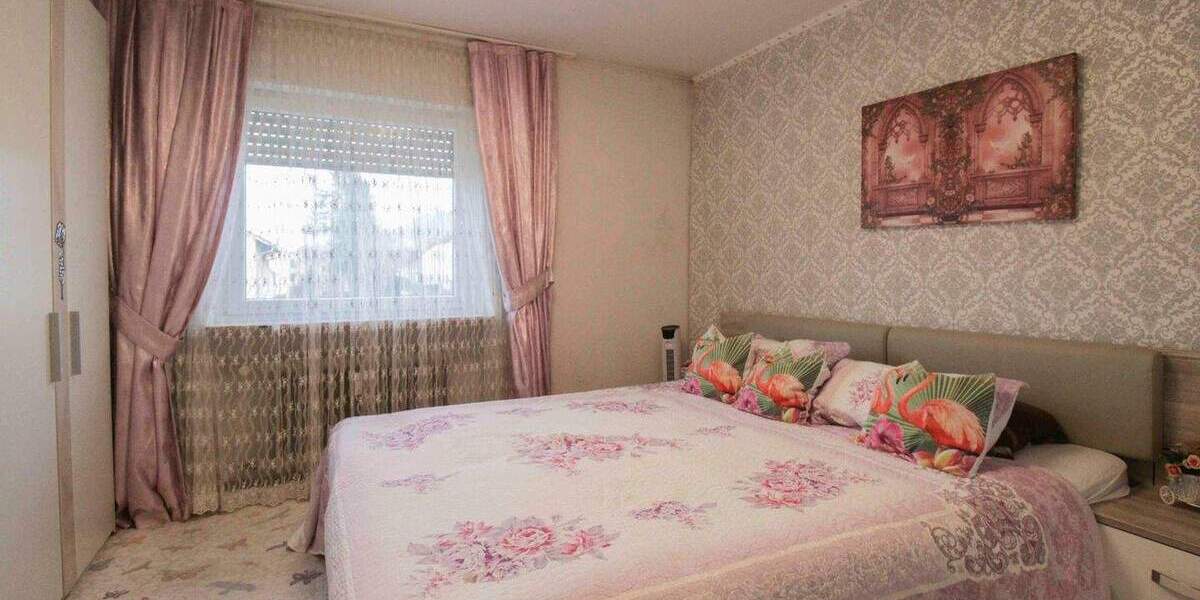 Etagenwohnung Mosbach Neckarelz - 4 Zimmer, 84 m&sup2;, 199.000&euro; | Angebot:25851682