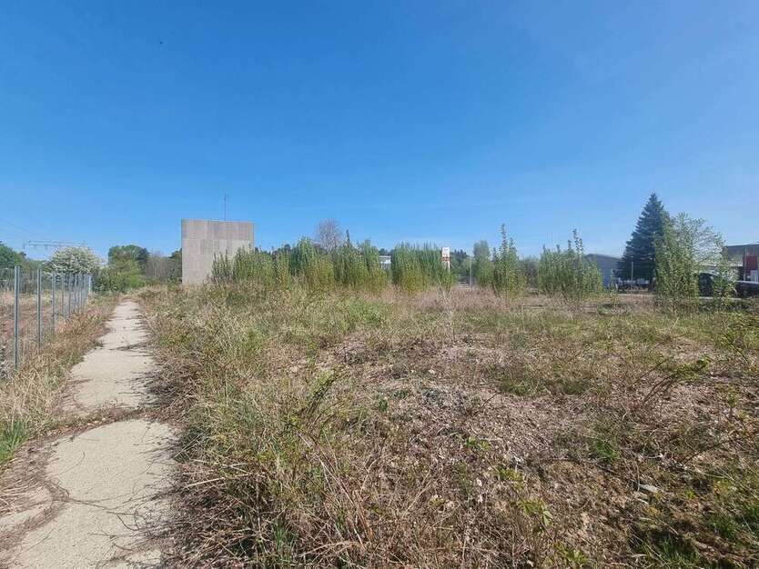 Grundstück in Güstrow 148.000 € 2458 m²